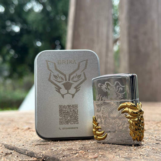 BRIKA – Silver Claw